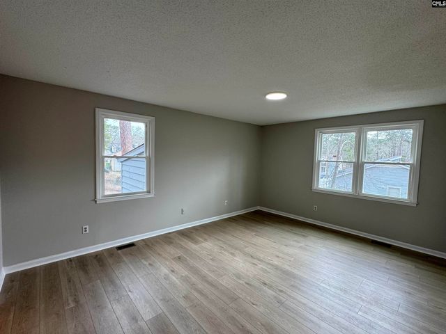 132 Roost Road, Hopkins, SC 29061