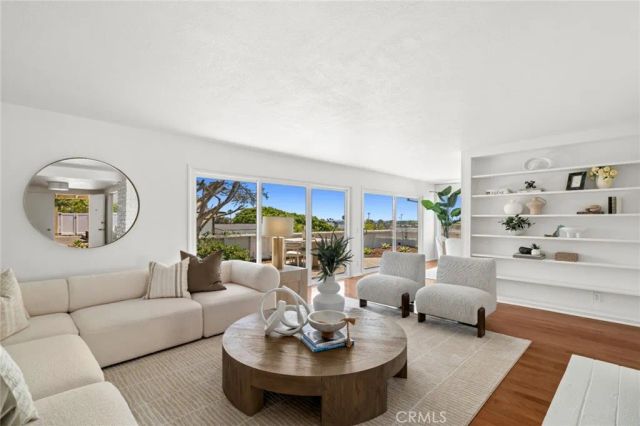 727 Bellis Street, Newport Beach, CA 92660