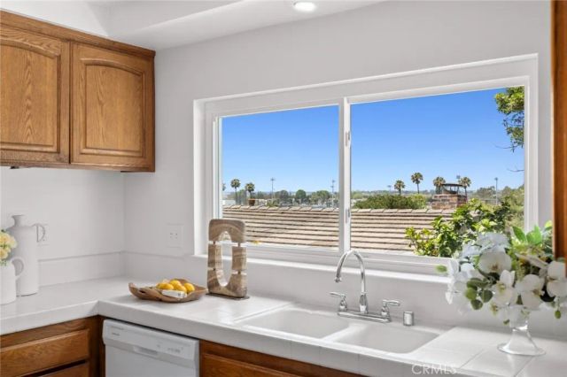 727 Bellis Street, Newport Beach, CA 92660