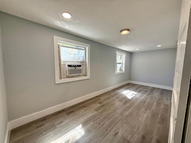 418 52nd Street 2, West Palm Beach, FL 33407