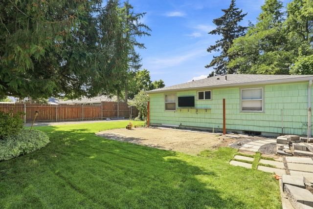 202 N BOLIVAR Rd, Spokane Valley, WA 99216