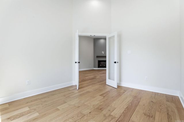 7648 S Shoreline Blvd, Benton, AR 72019