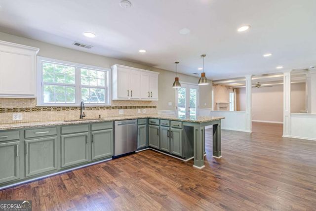 1735 Berry Court, Cumming, GA 30041