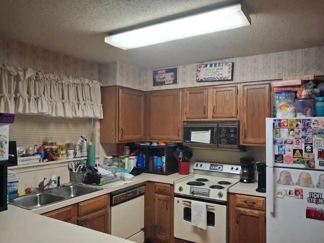 6160 Buncombe Road, Shreveport, LA 71129