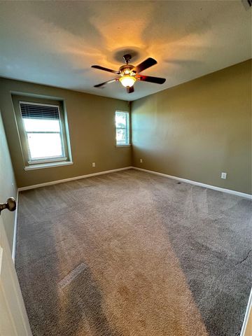 2606 Riverhollow Ln, Sugar Land, TX 77479
