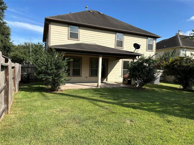 2606 Riverhollow Ln, Sugar Land, TX 77479