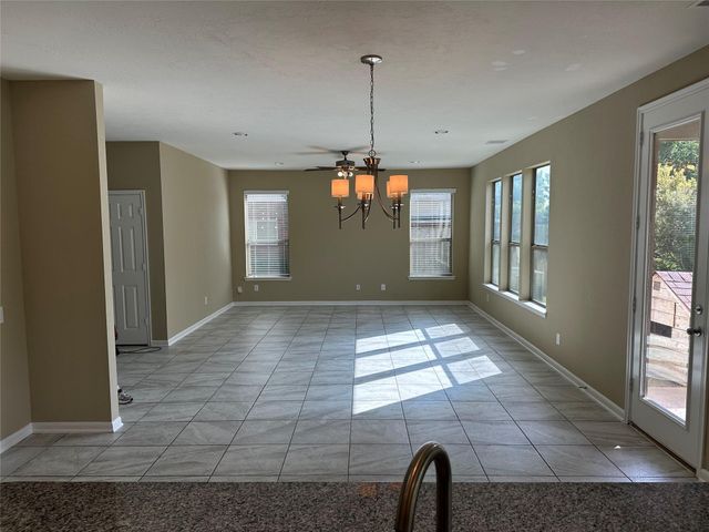 2606 Riverhollow Ln, Sugar Land, TX 77479