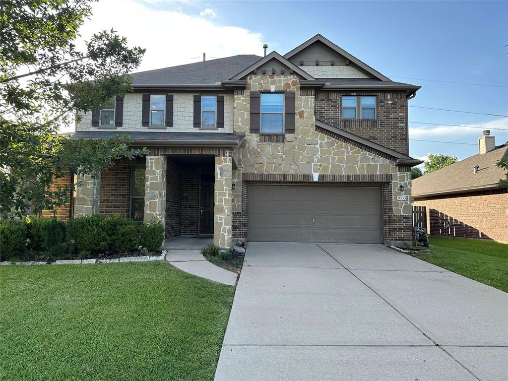 2606 Riverhollow Ln, Sugar Land, TX 77479