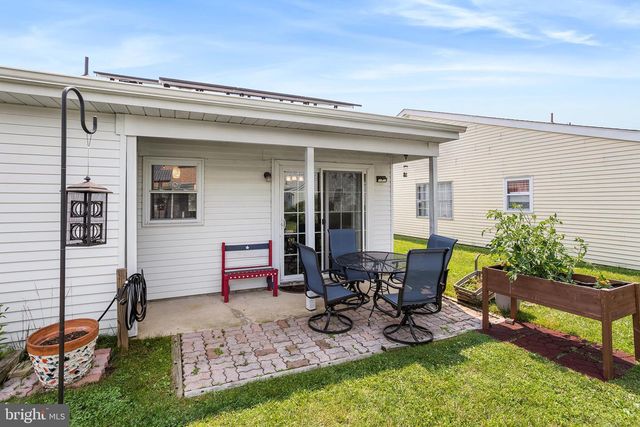 67 CHATHAM PL, Southampton, NJ 08088