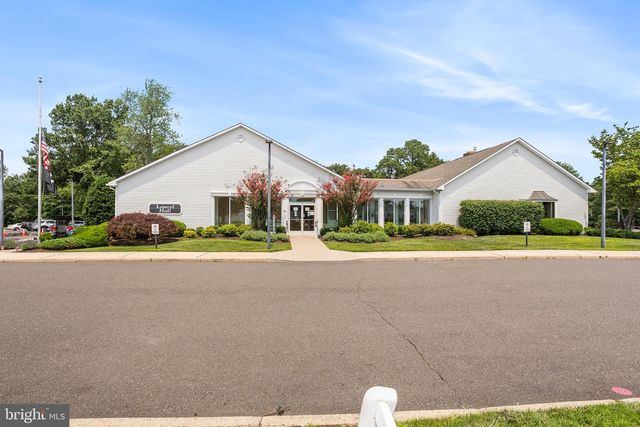 67 CHATHAM PL, Southampton, NJ 08088