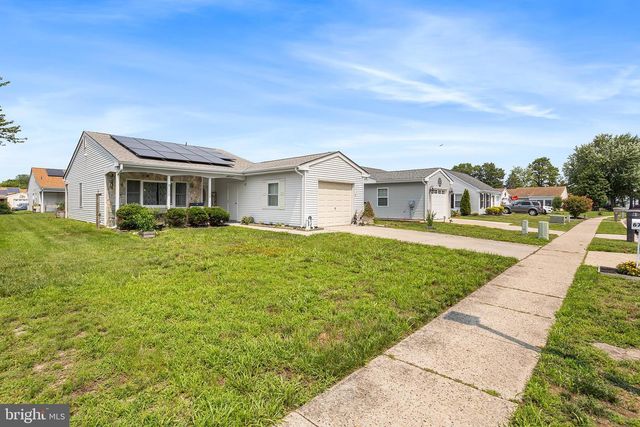 67 CHATHAM PL, Southampton, NJ 08088