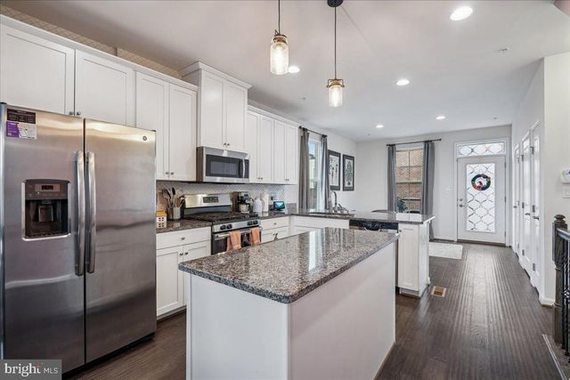 6201 CHRONICLE ST, Hyattsville, MD 20782