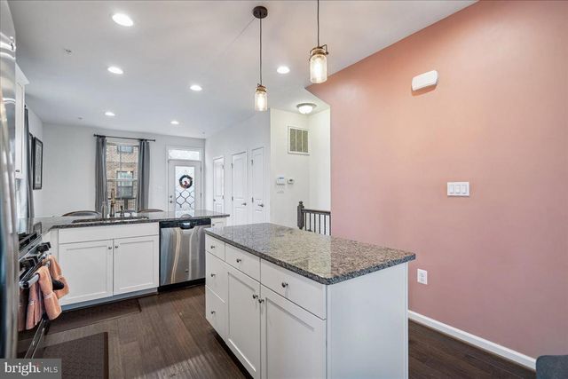 6201 CHRONICLE ST, Hyattsville, MD 20782