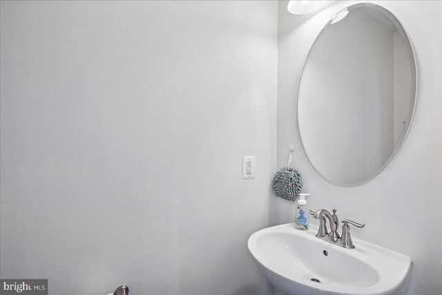 6201 CHRONICLE ST, Hyattsville, MD 20782