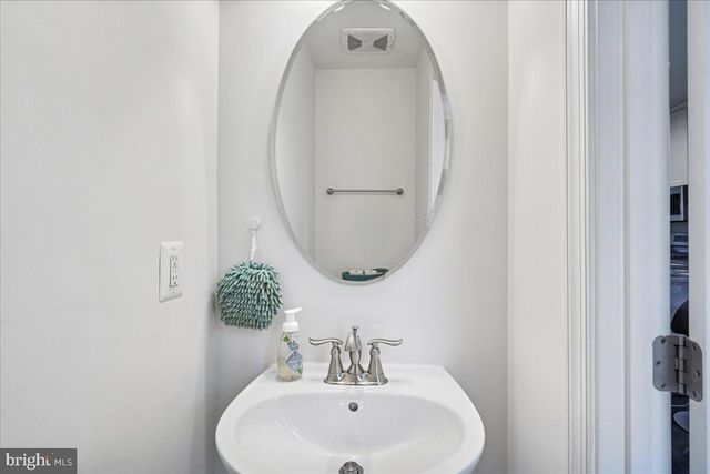 6201 CHRONICLE ST, Hyattsville, MD 20782