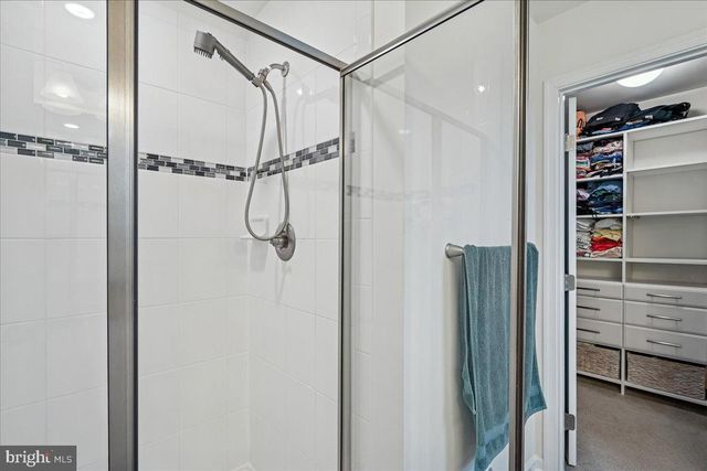 6201 CHRONICLE ST, Hyattsville, MD 20782