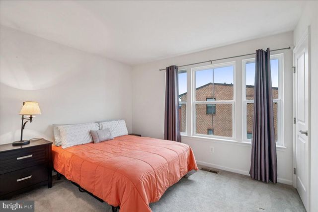 6201 CHRONICLE ST, Hyattsville, MD 20782