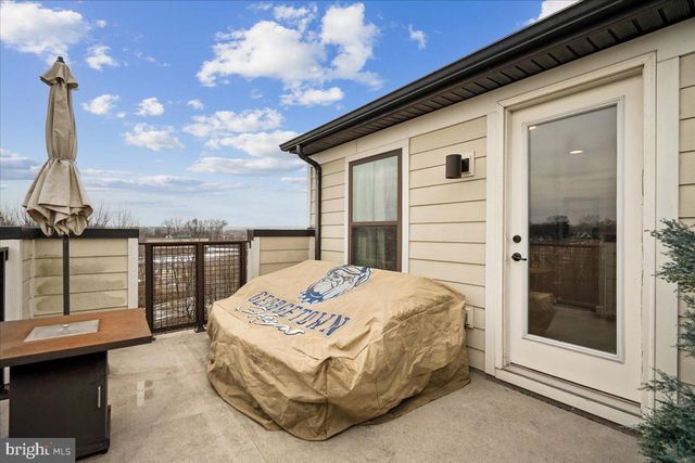 6201 CHRONICLE ST, Hyattsville, MD 20782