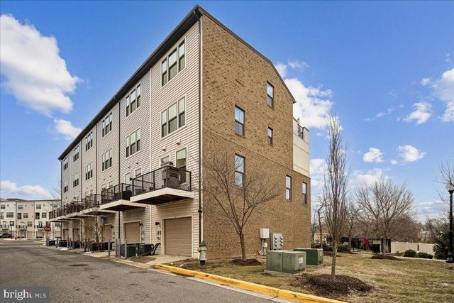 6201 CHRONICLE ST, Hyattsville, MD 20782