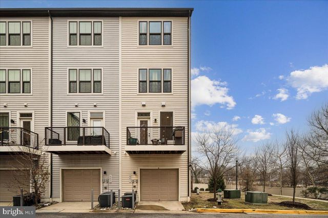 6201 CHRONICLE ST, Hyattsville, MD 20782