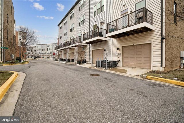 6201 CHRONICLE ST, Hyattsville, MD 20782