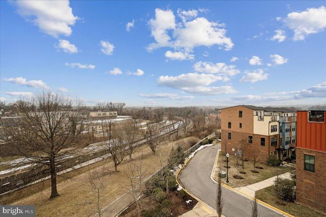 6201 CHRONICLE ST, Hyattsville, MD 20782