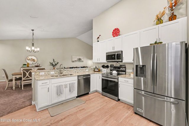 3940 Playa Del Sol Drive 204, Rockledge, FL 32955