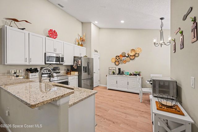 3940 Playa Del Sol Drive 204, Rockledge, FL 32955