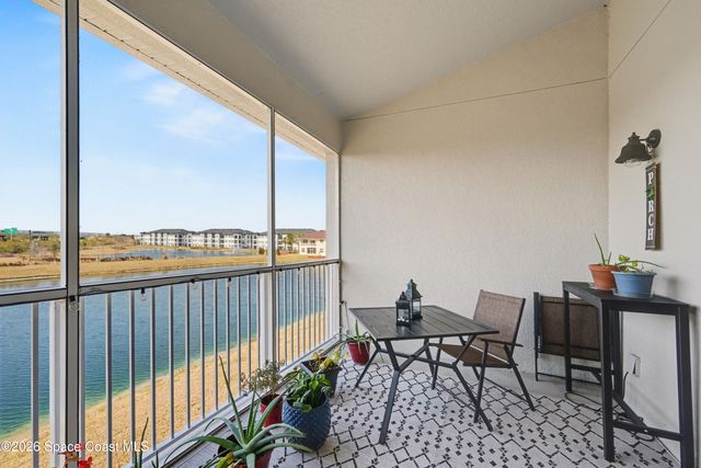 3940 Playa Del Sol Drive 204, Rockledge, FL 32955