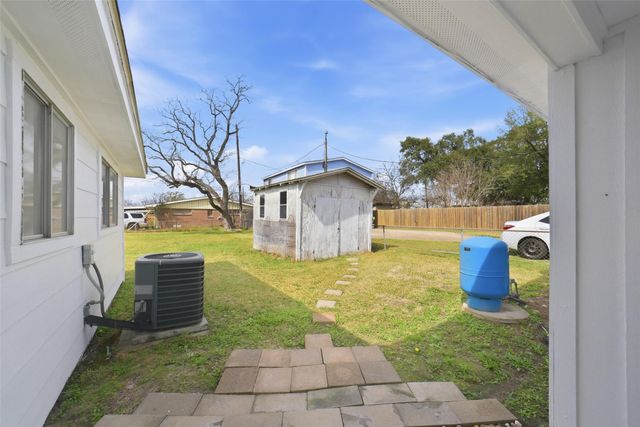 10503 Ladino Road, Cypress, TX 77429