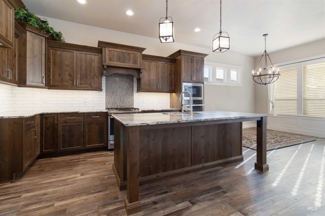 917 Pascua Dr, Kuna, ID 83634