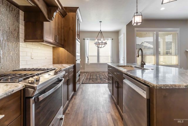 917 Pascua Dr, Kuna, ID 83634