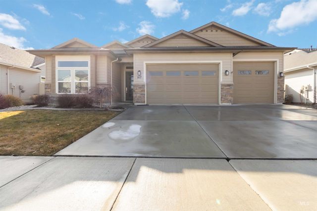 917 Pascua Dr, Kuna, ID 83634