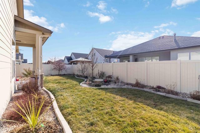 917 Pascua Dr, Kuna, ID 83634