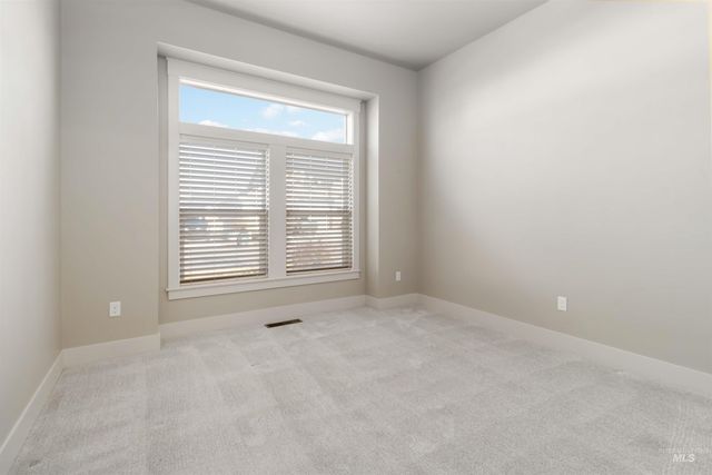 917 Pascua Dr, Kuna, ID 83634