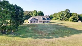 404 Golden Pond Circle, Coldwater, MS 38618