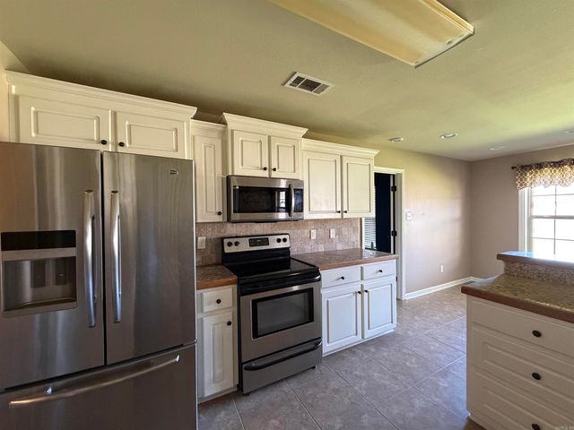 23 Trinity Drive, Cabot, AR 72023