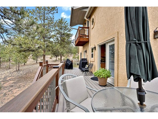 38 Kingston Dr, Florissant, CO 80816