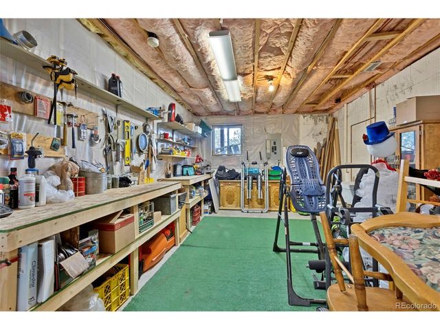38 Kingston Dr, Florissant, CO 80816