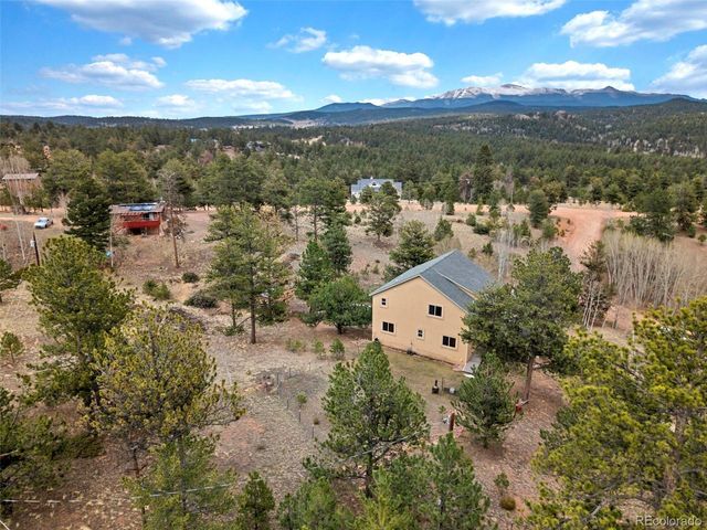 38 Kingston Dr, Florissant, CO 80816