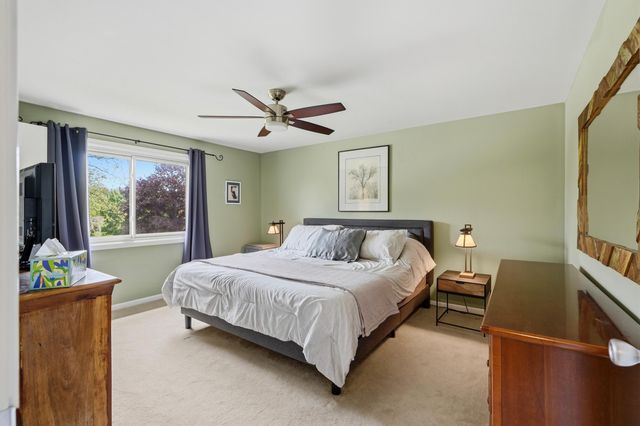 2070 Winchester Road, Rochester Hills, MI 48307