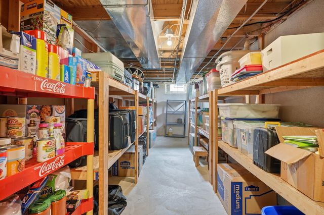 2070 Winchester Road, Rochester Hills, MI 48307