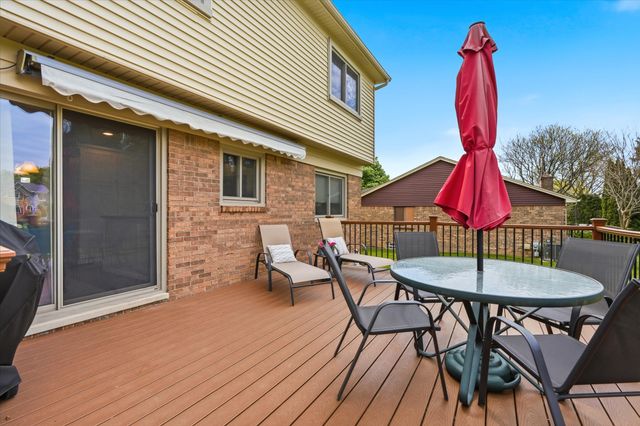 2070 Winchester Road, Rochester Hills, MI 48307