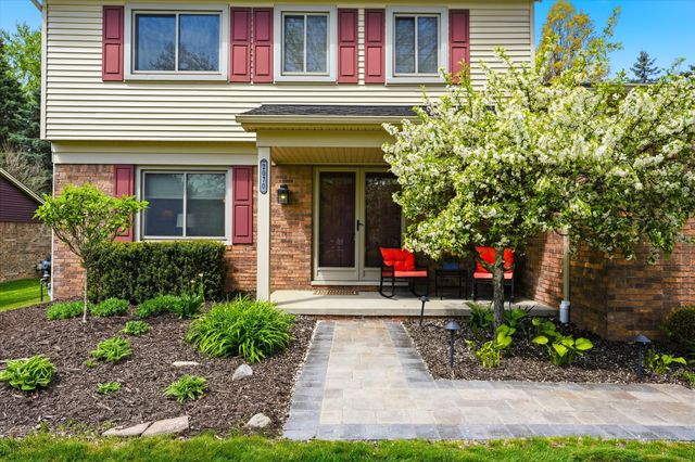 2070 Winchester Road, Rochester Hills, MI 48307