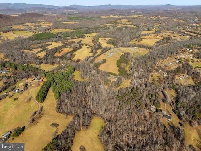 148 VIEWTOWN, Amissville, VA 20106