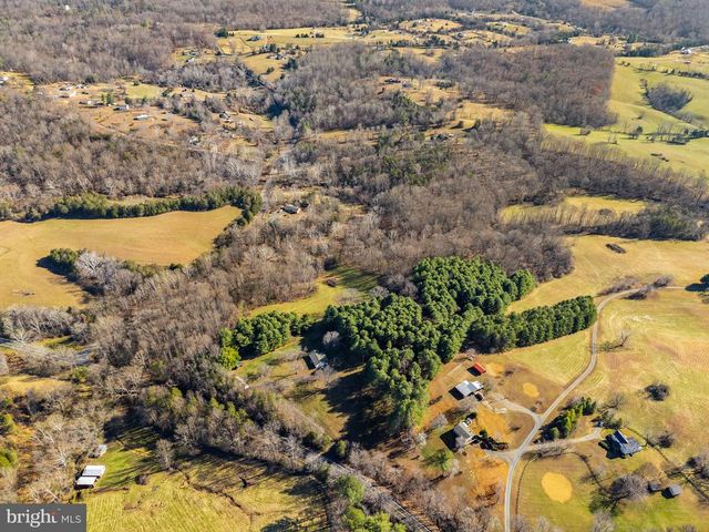 148 VIEWTOWN, Amissville, VA 20106