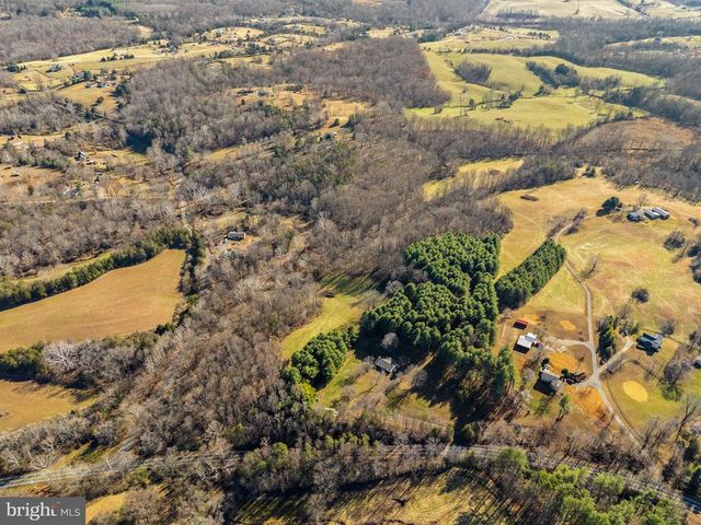 148 VIEWTOWN, Amissville, VA 20106