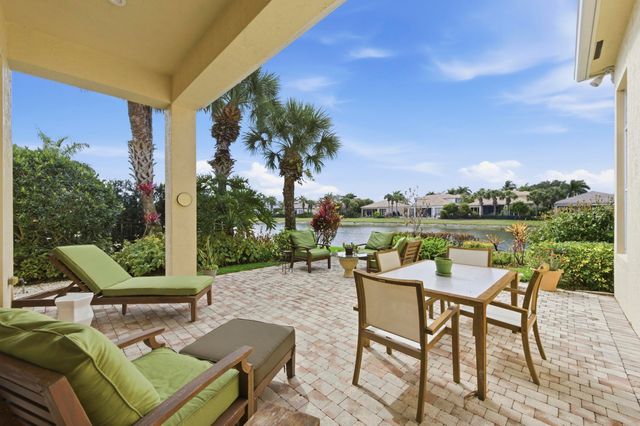 233 Andalusia Drive, Palm Beach Gardens, FL 33418