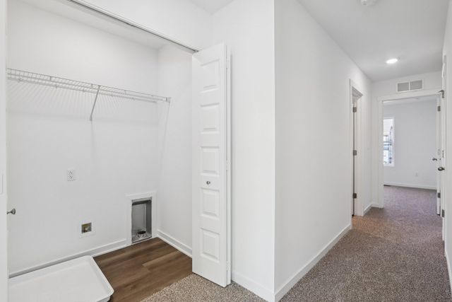 6520 Linden Trail E, Wonder Lake, IL 60097