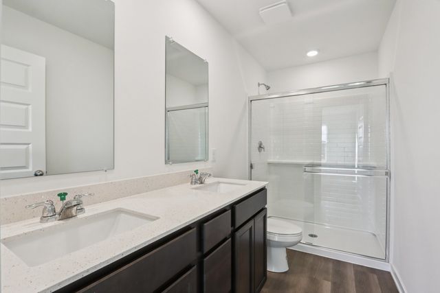 6520 Linden Trail E, Wonder Lake, IL 60097